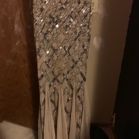 Prom dress - Picture 4 of 4